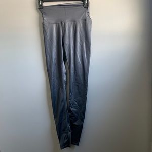 Alo | gray leggings